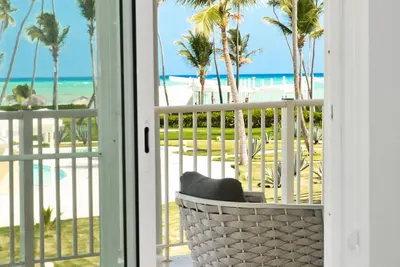 Image de Playa Turquesa L-202 Premier Beachfront Oceanview\/100mbps wifi