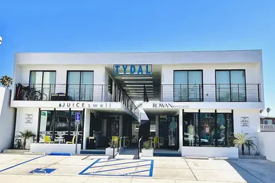 Image de ***Great Price***Brand New Apartment***2 Min Walk To Ocean****