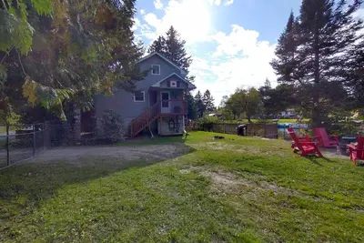 Image de Welcome to Riverside Resort, Fenelon Falls!