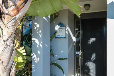 Image de Family-friendly, pet-friendly holiday house, wifi + air-con, 200m from the beach