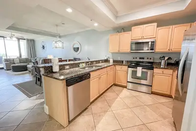 Image de Family Friendly Gulf Front Condo  Recently Remodeled! Gulf Front View  Sleeps 6