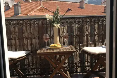 Image de Bright airy apartment in centre of Cannes