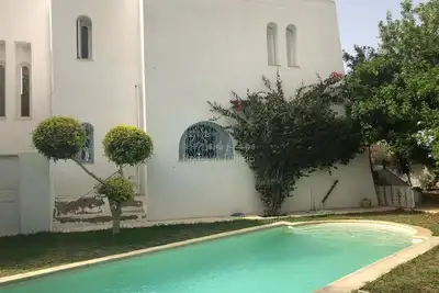Image de Villa avec piscine