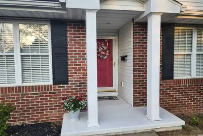 Image de Villa located inside city limits