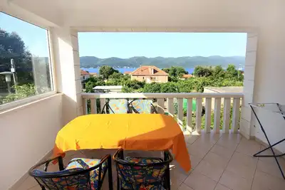 Image de Appartement d'une chambre avec la terrasse et la vue sur le mer Viganj, Peljesac (A-10189-a)