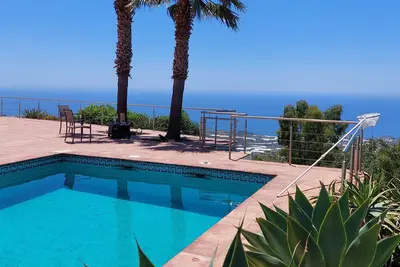 Image de Exceptionnelle Villa Estrellita: Vue Mer 180°, Piscine chauffée.