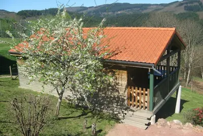 Image de Charmant chalet 35m², 2 ch, terrasse privée, activités nature aux Monts de la Madeleine, animaux Ok