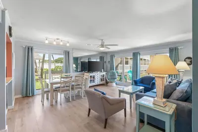Image de Golf Course Destin Condo w/ Beach Service