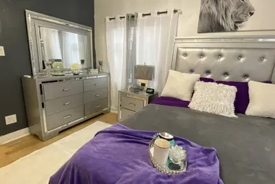 Image de Cheerful 2x2, Jet Tub & Sleep Number bed, Lake Worth Beach.