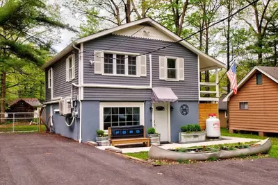 Image de Wally's House |Kayaks|Firepit|Central|Game Shed!