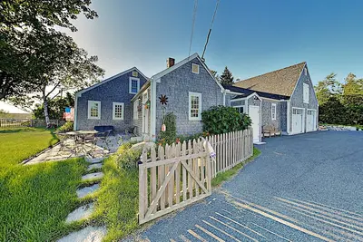 Image de Joy Cottage Lighthouse & Harborview, an Ultimate Me Vacation Home
