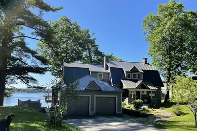 Image de Amazing location on the St Lawrence River