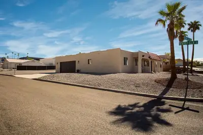 Image de Prinstine 4br Havasu Home — Tons of Boat Parking & Dual Ac