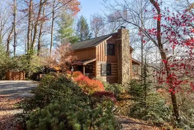 Image de Mountain Dream - 3br with stunning profile view of Grandfather Mountain!