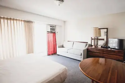 Image de Vacation Day Is Always A Great Idea! 2 Sleek Units, Pool, Near Waikiki Beach