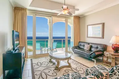 Image de Portofino Penthouse with Breath-Taking Views of the Gulf along with Beach Access