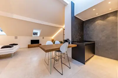 Image de \"Appartement 303 Palazzo Cavour\", avec vue sur les montagnes et Wi-Fi