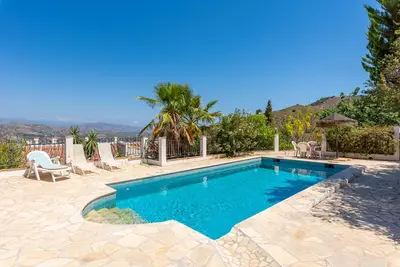 Image de Villa de campagne au calme avec piscine privée