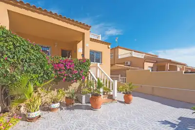Image de Maison de vacances sans animaux Casa Roncar avec vue sur la mer, piscine, jardin et Wi-Fi.