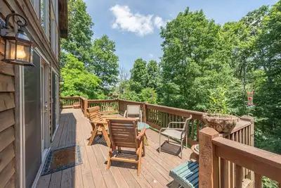 Image de Wooded Getaway w/ Fire Pit & Game Room