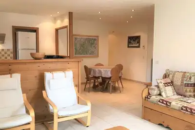 Image de Appartement confortable et lumineux, 66m², 2 chambres, 5 personnes, Beaufort – Wifi inclus, proche services