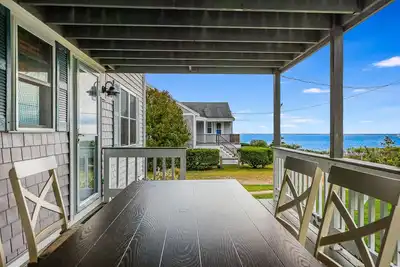 Image de Breakwater Cottage's - Views of Nantucket Sound - Shared Pool - Beach Access