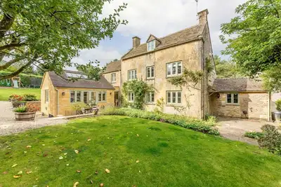 Image de Spacious pet friendly property in the Cotswolds - Laurel Tree Cottage