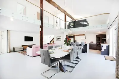 Image de The Pole Barn -Stunning High Spec Barn Conversion