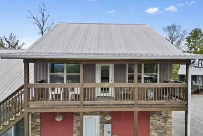 Image de Pool Lodge with amazing views!