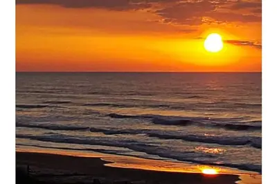 Image de Turtle's Pace -Beachfront Condo