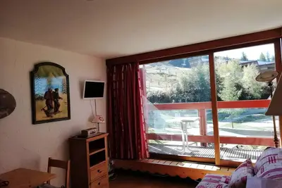 Image de Agréable studio pour 2 personnes, idéalement situé, près des pistes et du centre commercial