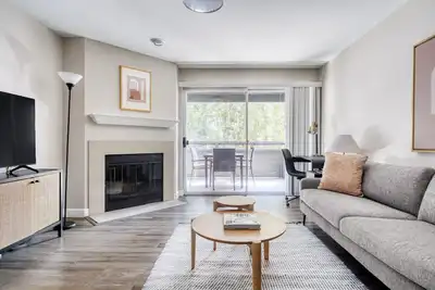Image de Modern Sunnyvale 3br w/ Gym, Pool & Parking, near freeways, by Blueground