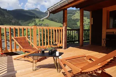Image de Chalet contemporain 8 pers, 4 chambres, vue sur montagnes, parking, près village