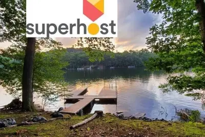 Image de 2 Kayaks & 1 Canoe To Explore The Lake * Private Dock For Your Boat! * Disney+*Grill