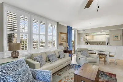 Image de Heron L09-Stunning Corner Lanai Level Condo. . . Wrap around balcony