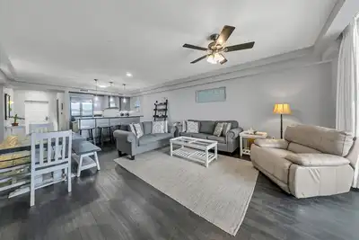 Image de Heron Ph08--the Most Upscale--Penthouse! ! Rooftop Deck with Hot Tub