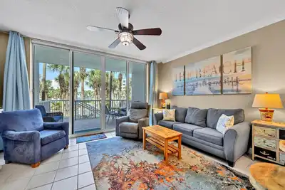 Image de Pelican L04-Delightful 2 Br Condo-Lanai Level with private gas grill