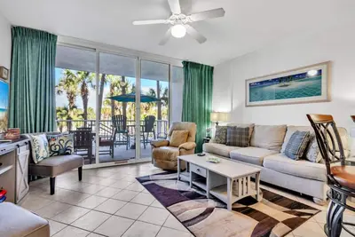 Image de Sandpiper L05- Destin West Bayside 2 Br Ground Floor Condo-Walk Right Out To Pool Deck From Patio