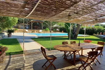 Image de Villa Provençale - Piscine Privée – 10 pers – 15min Circuit Paul Ricard & Plages