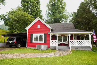 Image de The Biketrail Bungalow-easily accessible and convenient to everything