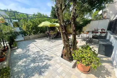 Image de Appartement de vacances Jadranovo pour 1 - 6 personnes avec 3 chambres à coucher - Appartement de va