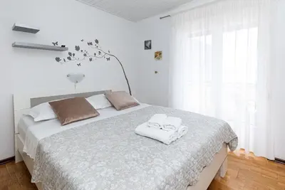 Image de Appartement de vacances Crikvenica pour 1 - 4 personnes - Maison mitoyenne