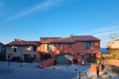 Image de Quartier historique, maison T4 *****  120 m2, calme, clim, wifi, parking privé
