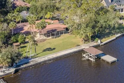 Image de Riverfront Home In The Heart Of Avondale