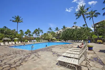Image de Location! Beautiful condo in a lovely resort. Just across the street beach!