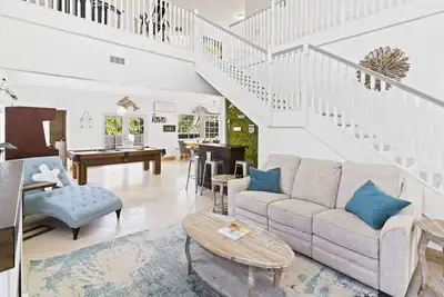Image de Upscale Mansion In The Heart Of Miami With Pool