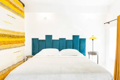 Image de Studio 2 pers rénové en bord de Sèvre avec cuisine équipée et extérieur partagé