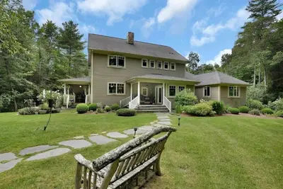 Image de Luxuriously Comfortable Country Home