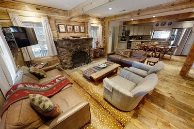 Image de Chula Vista Cabin - In Town - Pet Friendly