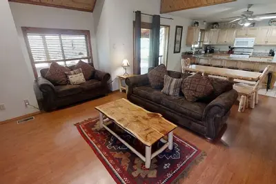 Image de River Charm Lodge - In Town - New Property - Pet Friendly